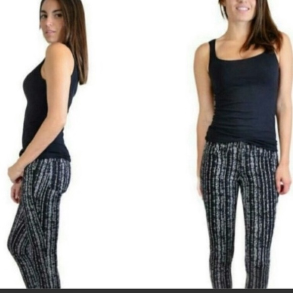 30%OFF BUNDLES! BLACK WHITE SKINNY LEGGINGS JEANS - Picture 3 of 8
